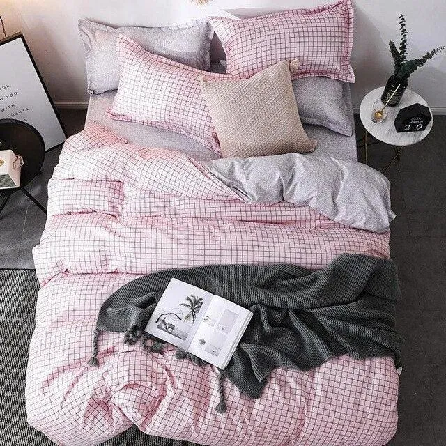 Deluxe 4-Piece Luxurious Printed Bedding Set with Cozy Pillowcases - Elegant Sleep Collection