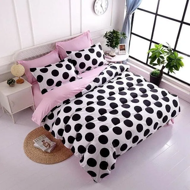 Deluxe 4-Piece Luxurious Printed Bedding Set with Cozy Pillowcases - Elegant Sleep Collection