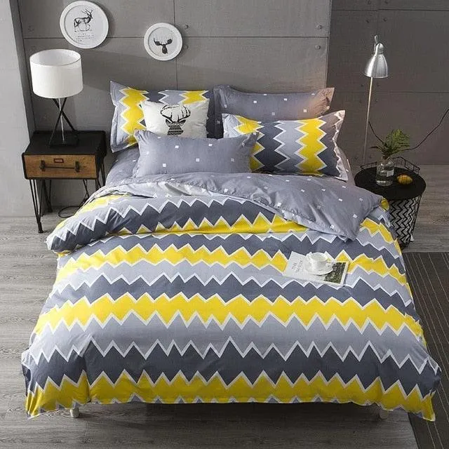 Deluxe 4-Piece Luxurious Printed Bedding Set with Cozy Pillowcases - Elegant Sleep Collection