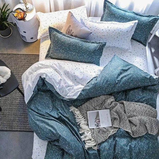 Deluxe 4-Piece Luxurious Printed Bedding Set with Cozy Pillowcases - Elegant Sleep Collection