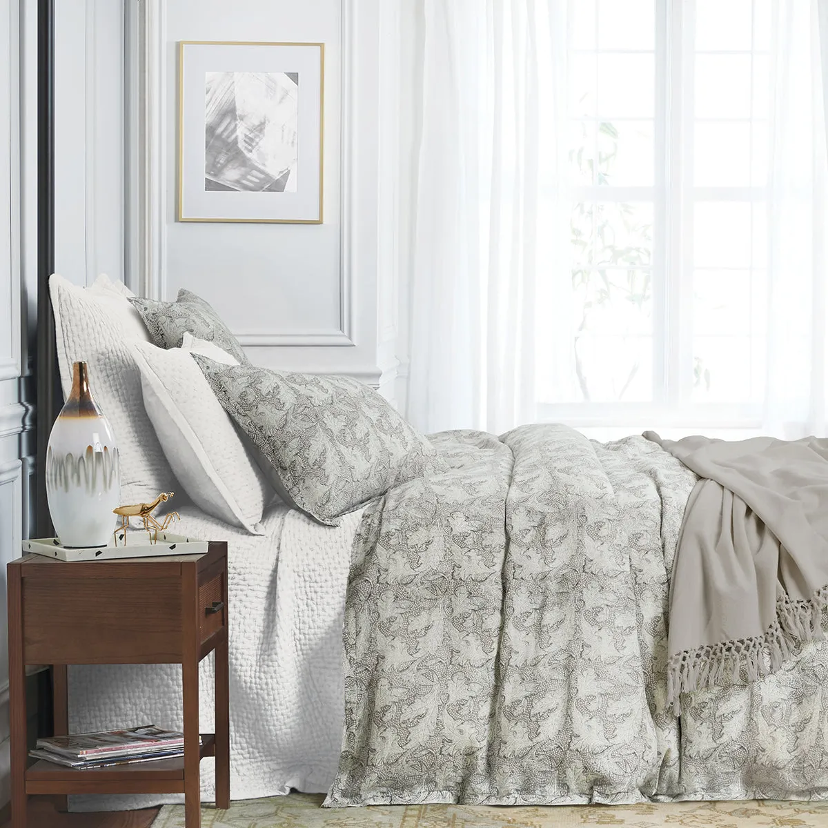 Mila Coverlet